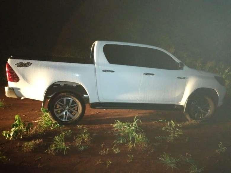 Caminhonete foi recuperada poucas horas após roubo. Foto: Divulgação