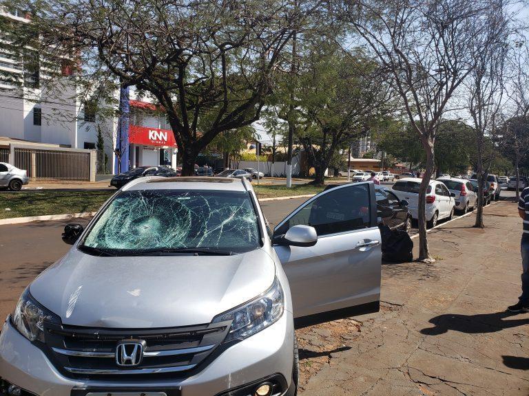Carro da idosa após a colisão (Renato Giansante