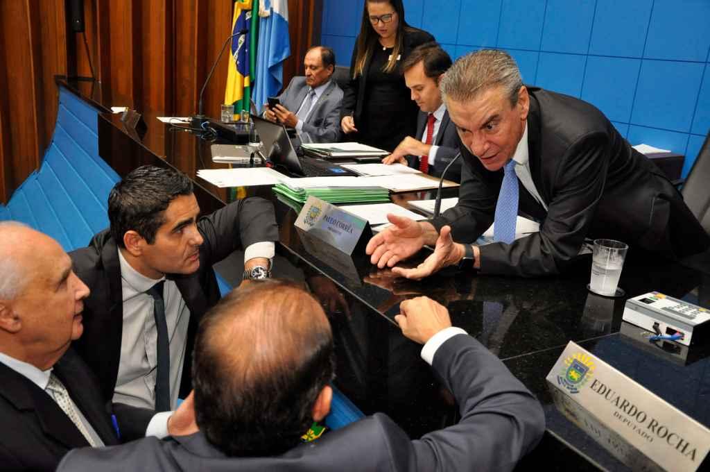 Mesa Diretora deve promulgar PEC de Reinaldo (Luciana Nassar