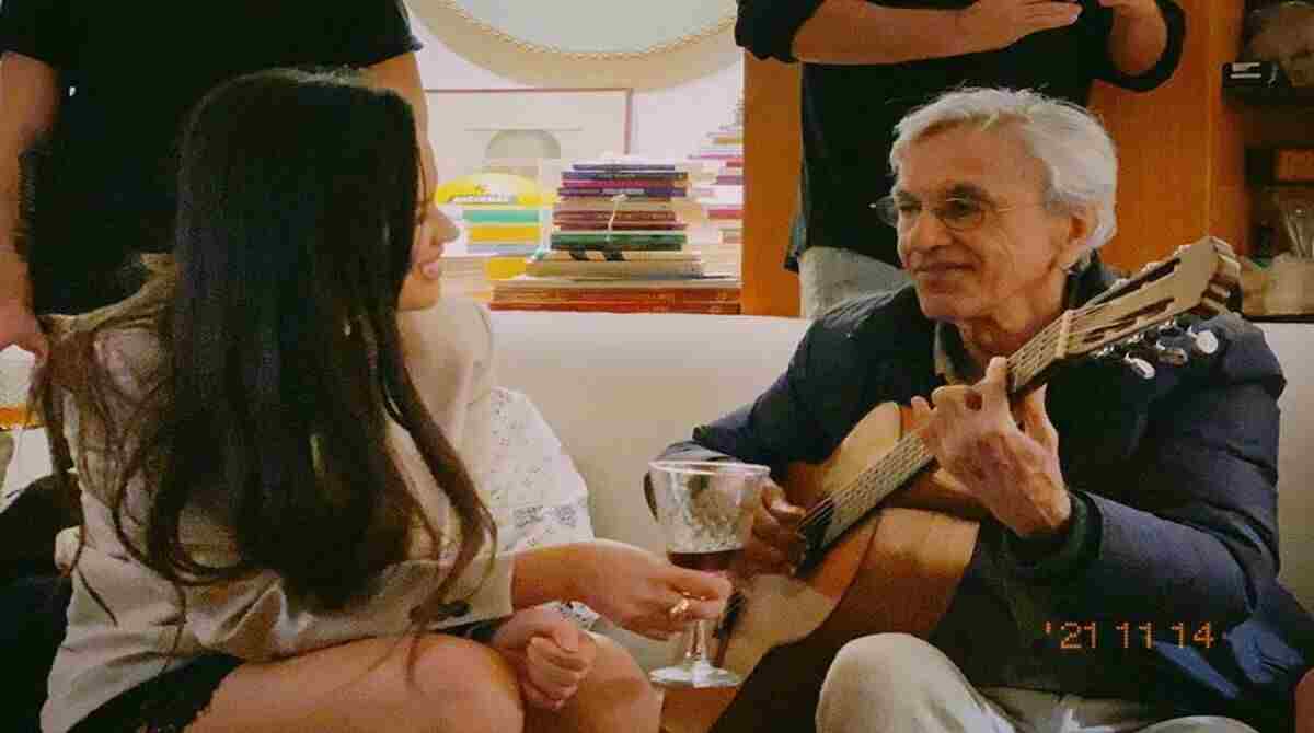 Juliette Freire se encontra com Caetano Veloso