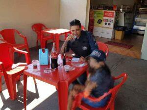 Policiais ofereceram atendimento à criança
