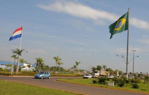 Cotas para compras passa de US$ 300 para US$ 500 por pessoa. (Foto: Mazão Ramires/Flickr)