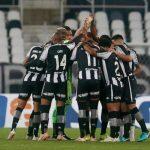 O time demonstrou muito nervosismo no primeiro tempo