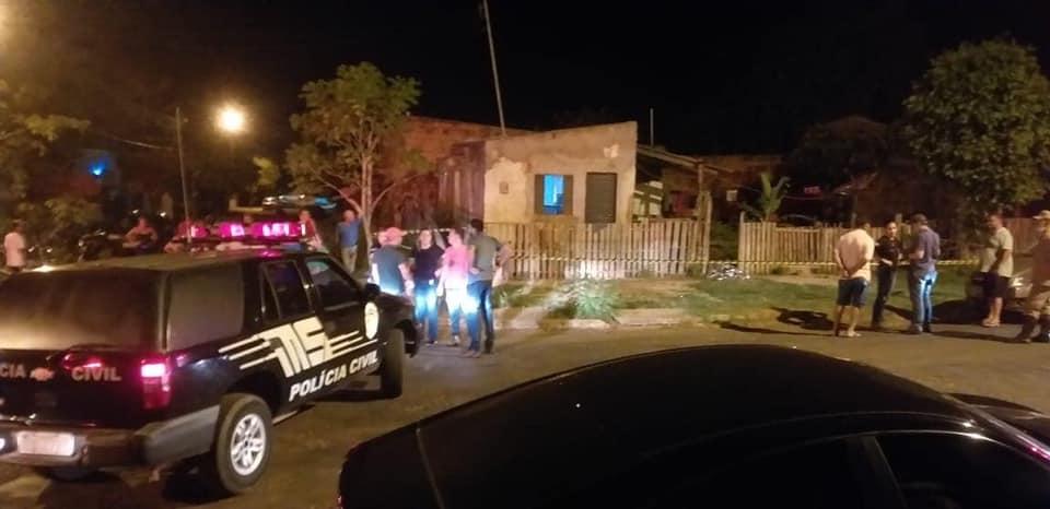 Vítima foi atingida a tiros e morreu no local (Foto: Facebook/Wilson de Carvalho)
