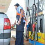 O preço médio da gasolina em Dourados é de R$ 4