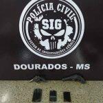Polícia também apreendeu celulares e armas falsas. ((Divulgação).