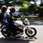 Tipo sanguíneo deve estar visível no uniforme ou no capacete dos trabalhadores. (Foto: Marcos Ermínio/Midiamax)