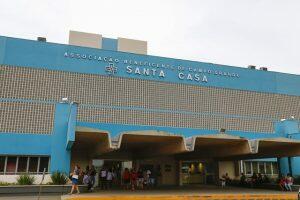 Criança está na Santa Casa (Arquivo