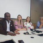 Integrantes do CMDCA e representante da empresa realizadora durante coletiva na manhã desta quarta-feira (9) | Foto: Guilherme Cavalcante | Midiamax