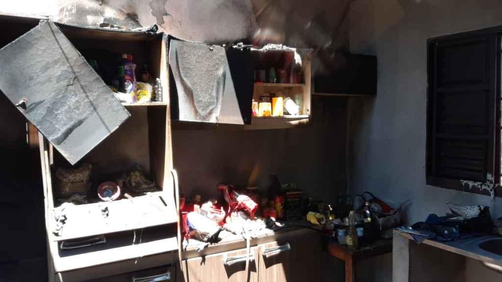 Casa ficou totalmente destruída (Via Whats App)