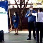 Político tem participado de entrega de merenda escolar em escolas municipais