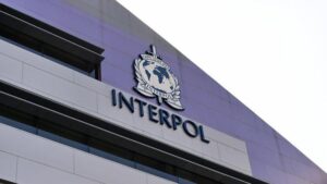 Interpol suspende acordo de 20 milhões de euros com a Fifa