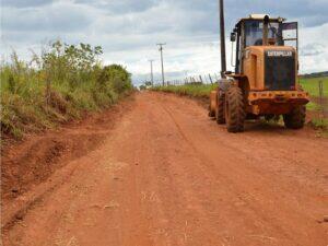 Obra em estrada vicinal. (Foto: Arquivo