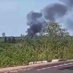 Equipes do Corpo de Bombeiros do Paraguai estão no local