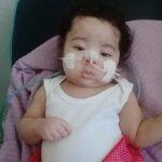 Bebê vive há quatro meses em hospital e médicos não dão laudo oficial.