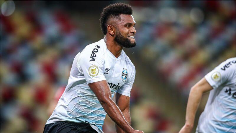Borja marcou de cabeça e garantiu a vitória do tricolor