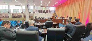 Proposta do Executivo já começou a ser discutida pelos vereadores de Dourados