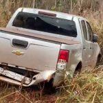 Duas camionetes foram apreendidas e dois homens presos