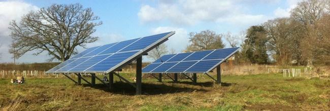 Microgerações podem ser fruto de placas solares (Reprodução/Solsticioenergia)
