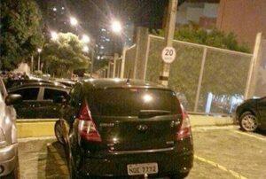 Carro usado pelo servidor para ir à faculdade