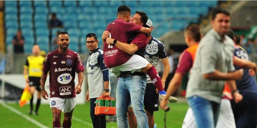 Grêmio teve atuação fraca e perdeu para o Caxias na Arena por 2 a 0 | Foto: Fabiano do Amaral