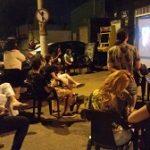 Exibição de filmes ao ar livre do cineclube;
