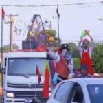 Caravana circense durante apresentação em Rio Brilhante