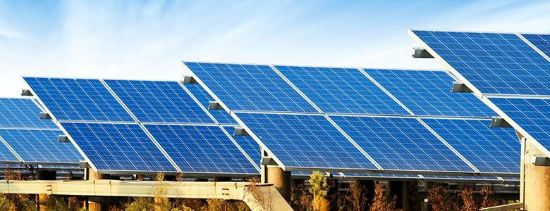 Painel com placas solares: Governo de MS e deputados defendem PL como medida para alavancar recuperação econômica pós-pandemia | Foto: Reprodução