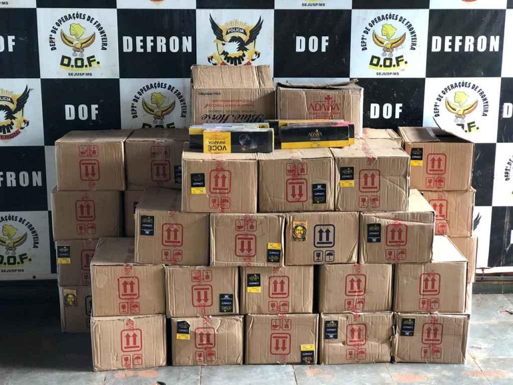 A carga estava em um veículo Fiat Uno com placas de Ribeirão Preto. (Foto: Divulgação)