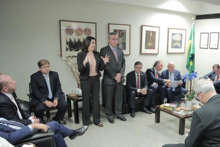 Deputado Paulo Corrêa e a senadora Simone Tebet em Brasília (Jessen Peixoto/Ascom Unale)