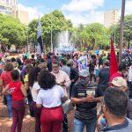 Manifestação na Praça Ary Coelho em Campo Grande (Foto: CUT-MS)/veradora Camila Jara