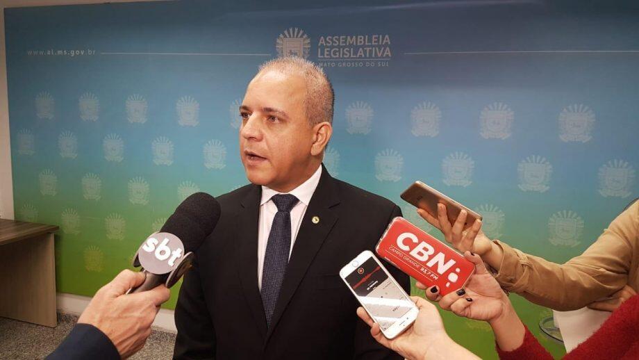 Coronel David apareceu de cabelos raspados nesta terça (Renata Volpe
