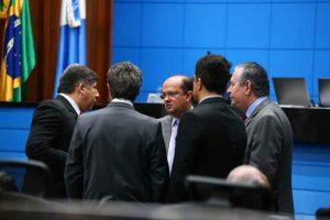 Deputados têm 10 projetos em pauta na sessão desta quarta-feira. (Marcos Ermínio