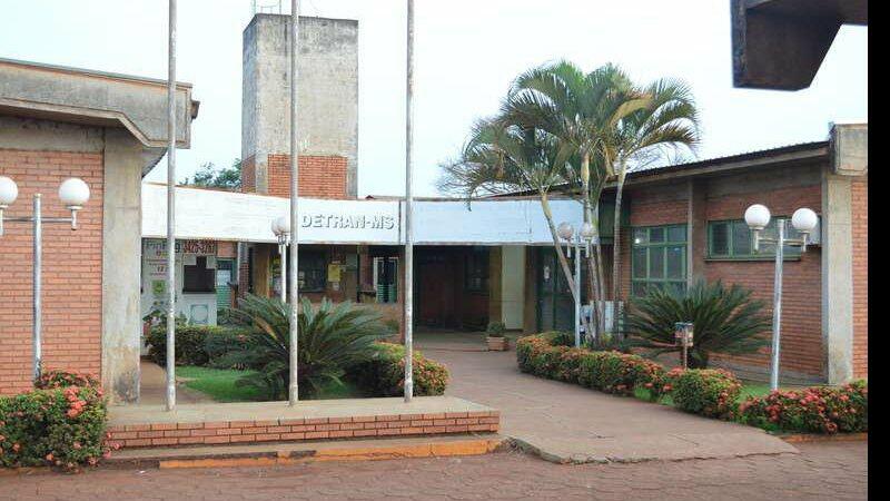 Detran de Dourados passa por reforma