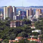 Setor de serviços impulsionou abertura de vagas em Dourados