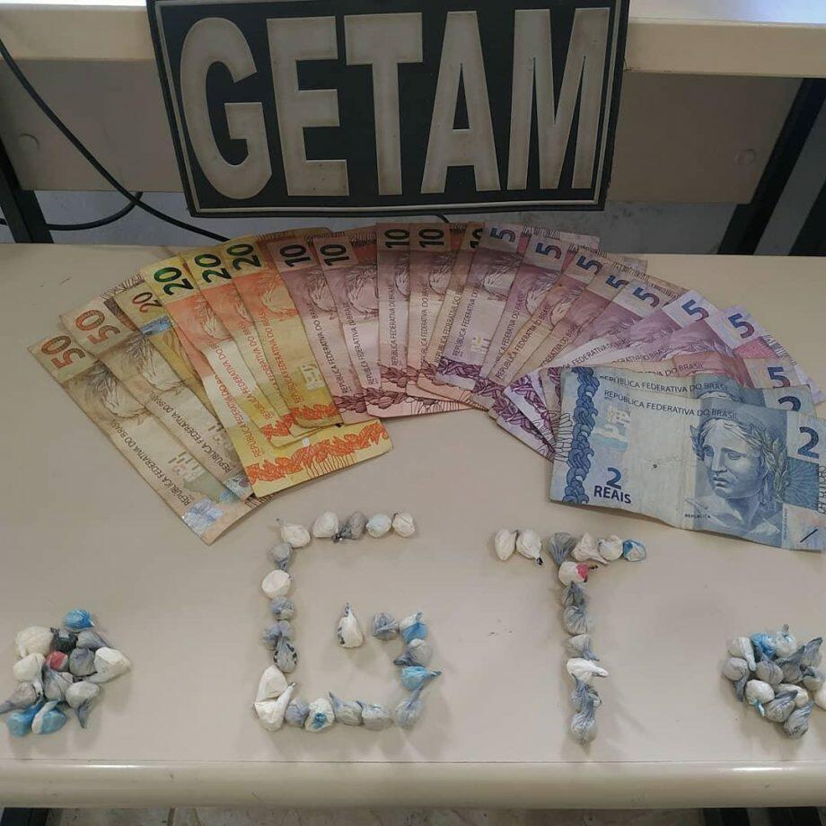 Drogas apreendidas pelos policiais militares. Foto: Divulgação