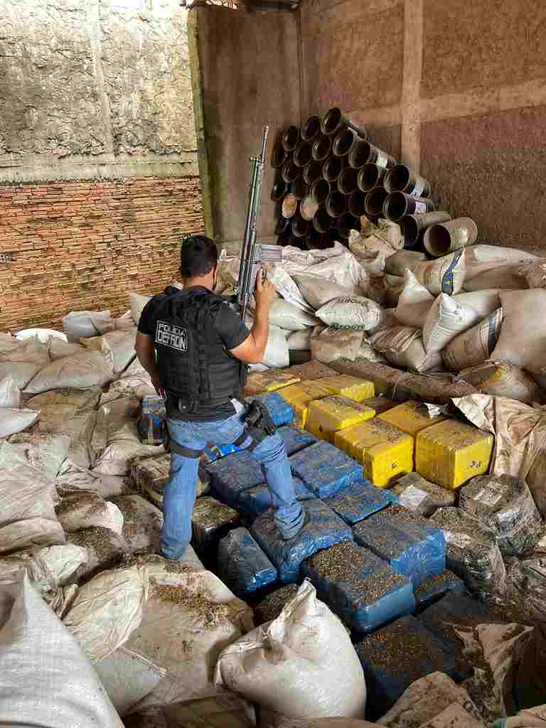 No local onde a droga foi encontrada funciona uma empresa de limpeza de sementes