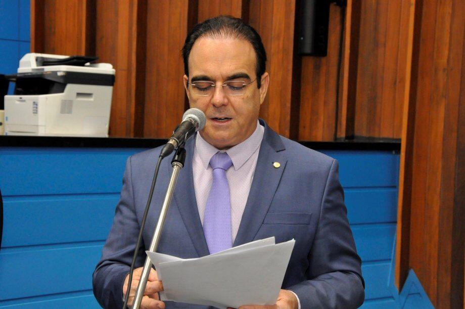 Deputado Felipe Orro (PSDB) durante pronunciamento na Assembleia Legislativa. (Luciana Nassar