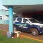 PM no hospital durante atendimento da ocorrência. Foto: OIimar Gamarra/Rio Brilhante em Tempo Real