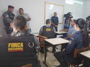 Agentes da Força Nacional ouviram relatos de produtores rurais sobre os conflitos.(Foto: Marcos Morandi