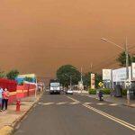 Imagem mostra começo de vendaval em Campo Grande