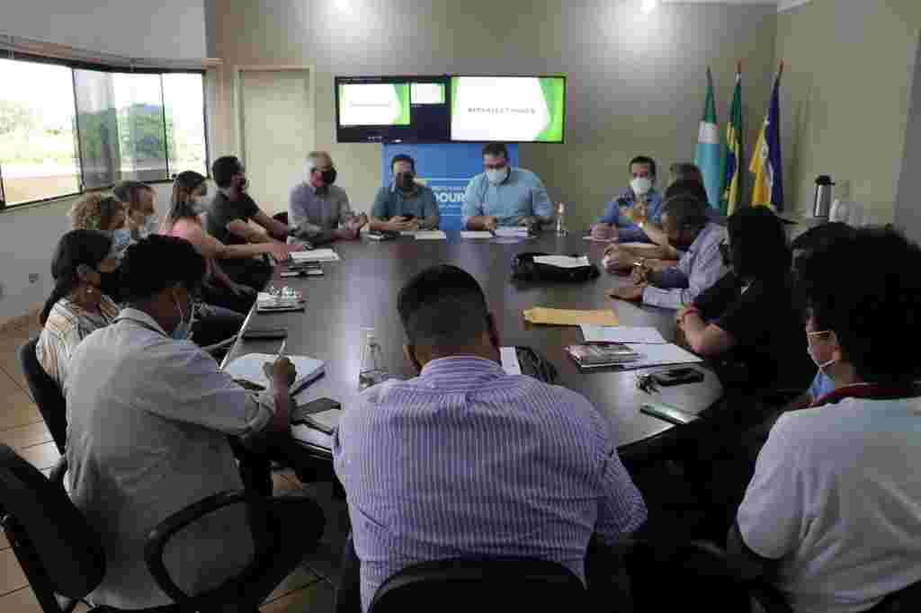 Prefeito reuniu representantes sindicais e vereadores de Dourados