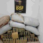 Droga estava em veículo que tentou furar bloqueio
