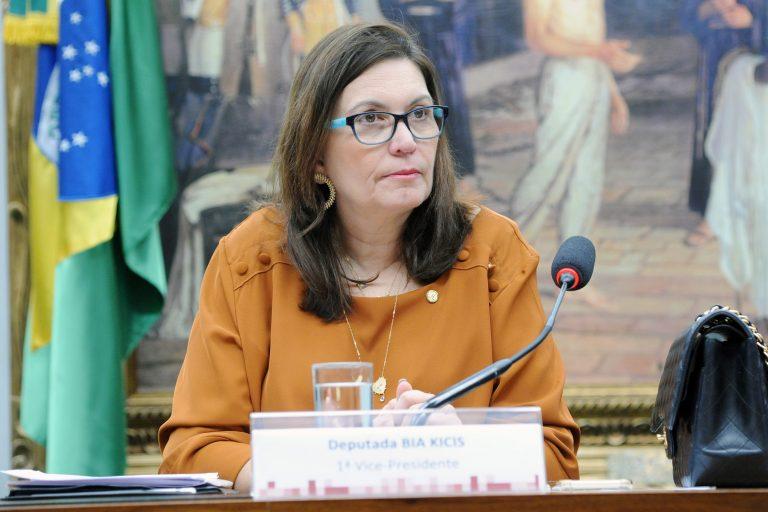 Deputada Bia Kicis defende julgamento pela Justiça comum. (Cleia Viana