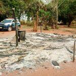 Casas feitas de sapé foram incendiadas. Foto: Divulgação