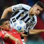 O jogo começou com os torcedores em festa no Beira-Rio