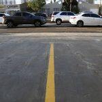 Estacionamento sobre a calçada em Campo Grande