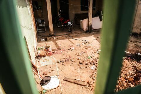 Gilmar foi encontrado morto no quintal da casa
