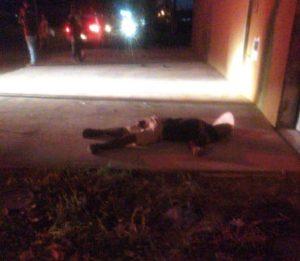 Homem foi morto em frente a aeroporto (Foto: MS em Foco)