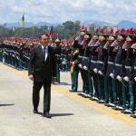 Presidente seguia para ato de formação na Aman